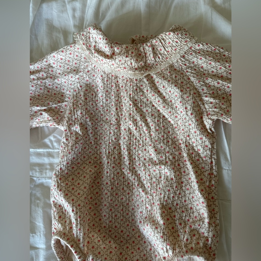 NWOT Zara Floral 3 Month Baby Girl Onesie and Pants with Crochet Trim